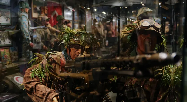 "Hisart Living History Museum" sheds light on Türkiye's military history.