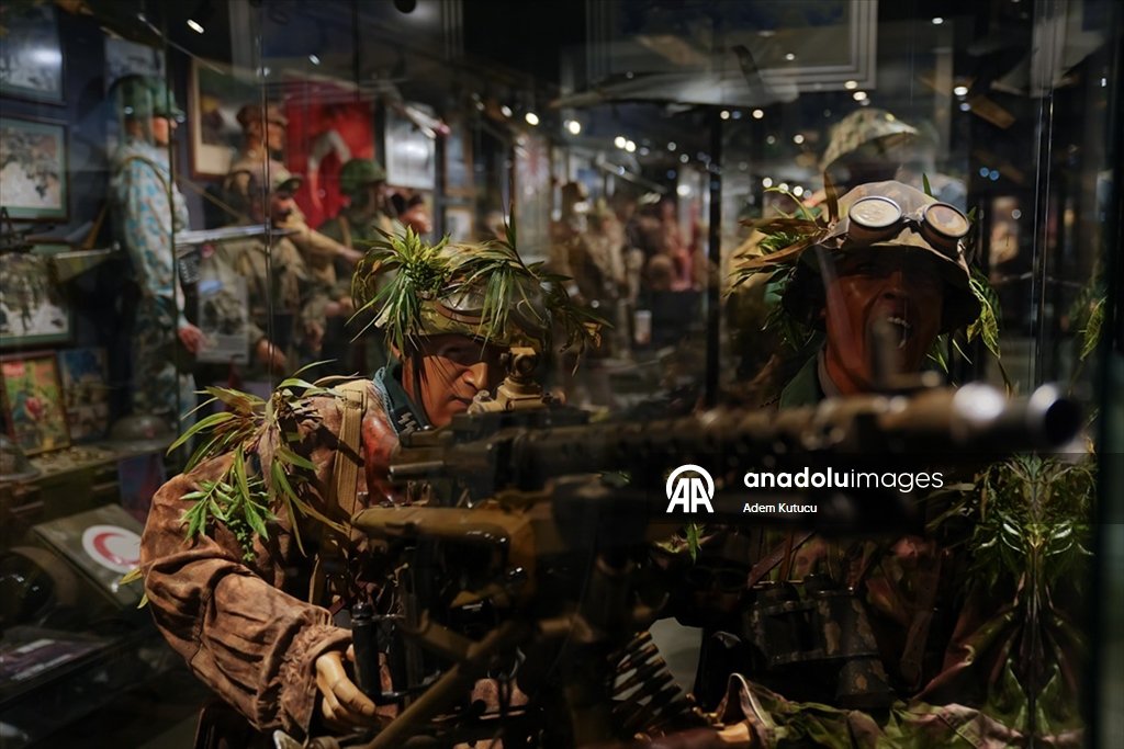 "Hisart Living History Museum" sheds light on Türkiye's military history.